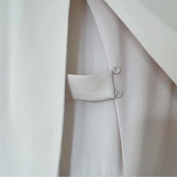 BCBG Maxazria White Open Back Mini Dress - Picture 4 of 9